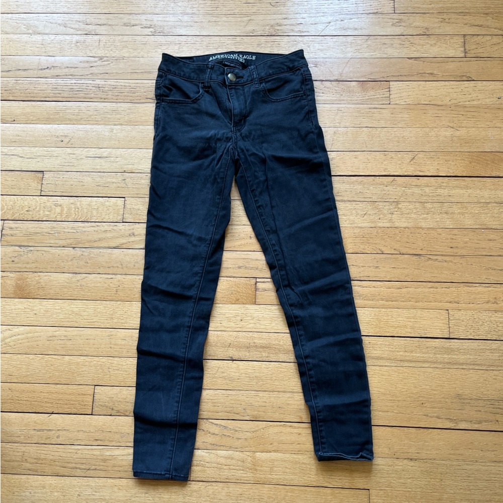 Black skinny jeans / jeggings